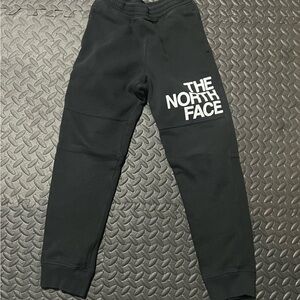 The North Face Black Fleece Hoodie with White Logo Tag